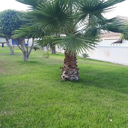 בית נופש Con Patio Y Terraza Solarium *