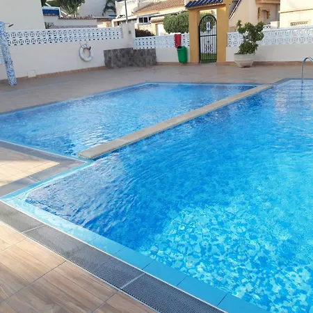 Con Patio Y Terraza Solarium