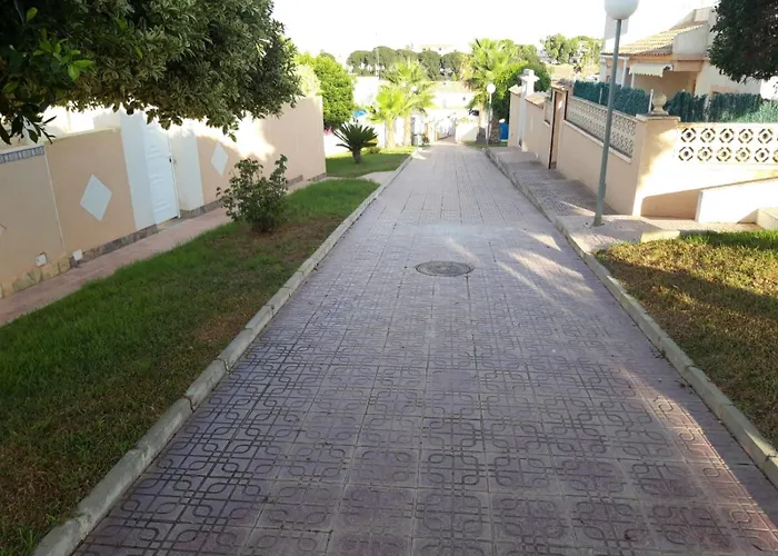 Con Patio Y Terraza Solárium Torrevieja