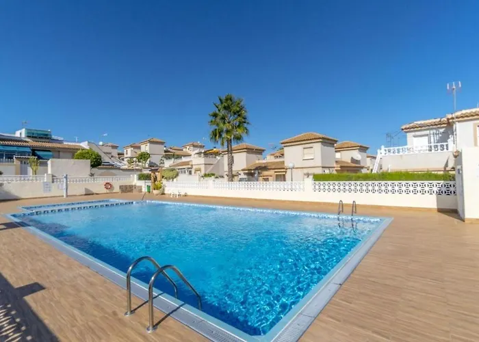 Сasa de vacaciones Con Patio Y Terraza Solárium
