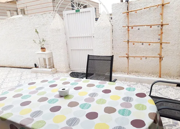 Сasa de vacaciones Con Patio Y Terraza Solárium *