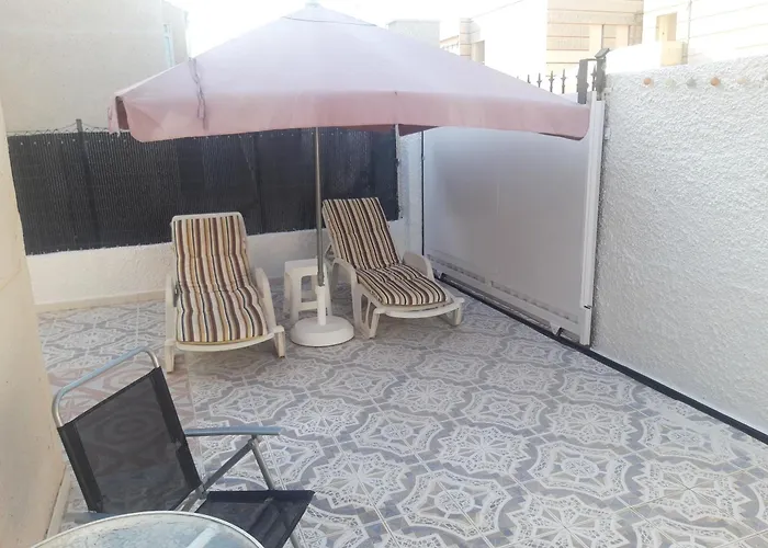 Con Patio Y Terraza Solárium * Torrevieja