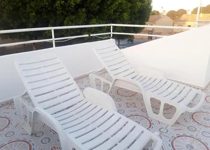 Con Patio Y Terraza Solárium